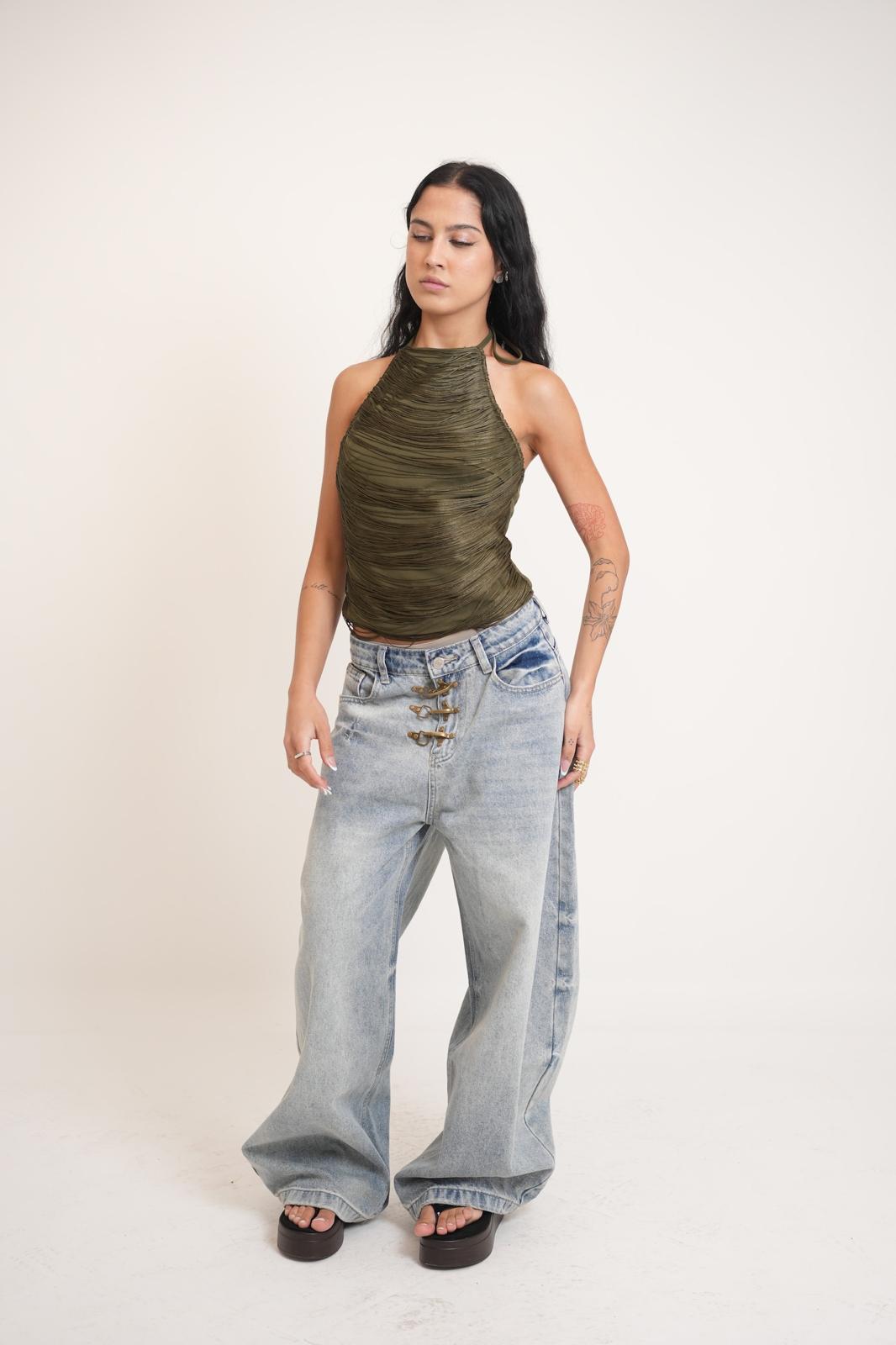 6a30471571eb0.jpg